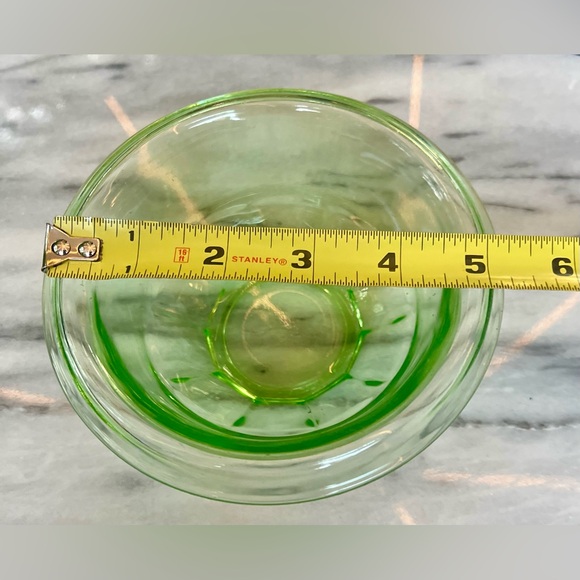 Vintage Hazel-Atlas “Rest Well” Small Mixing Bowl, Uranium Glass, c. 1930-50s - Picture 3 of 3